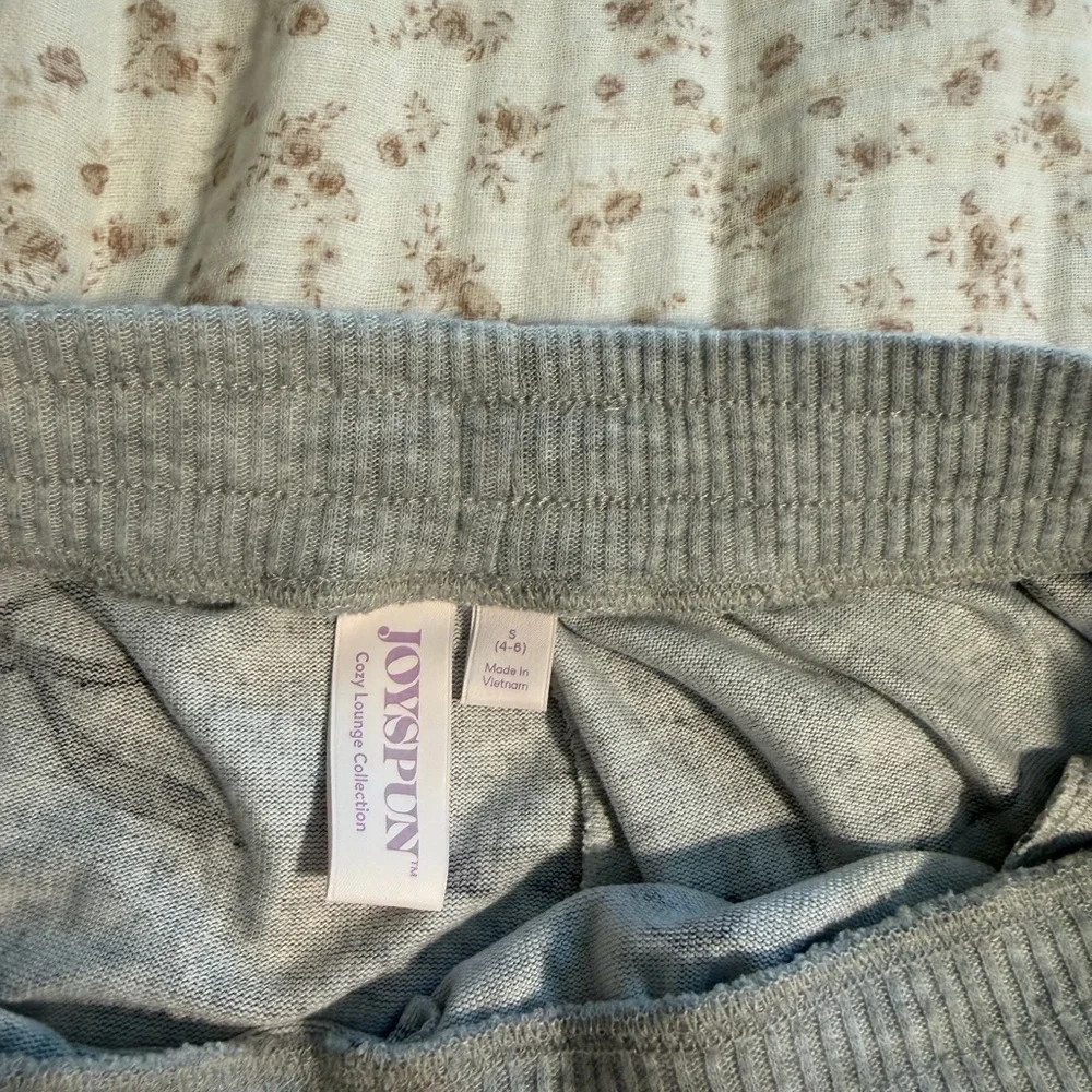 Gray Bow Print Lounge Pants